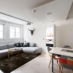 Daire Kaiser Max Design