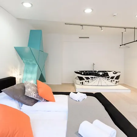 Apartament Kaiser Max Design *